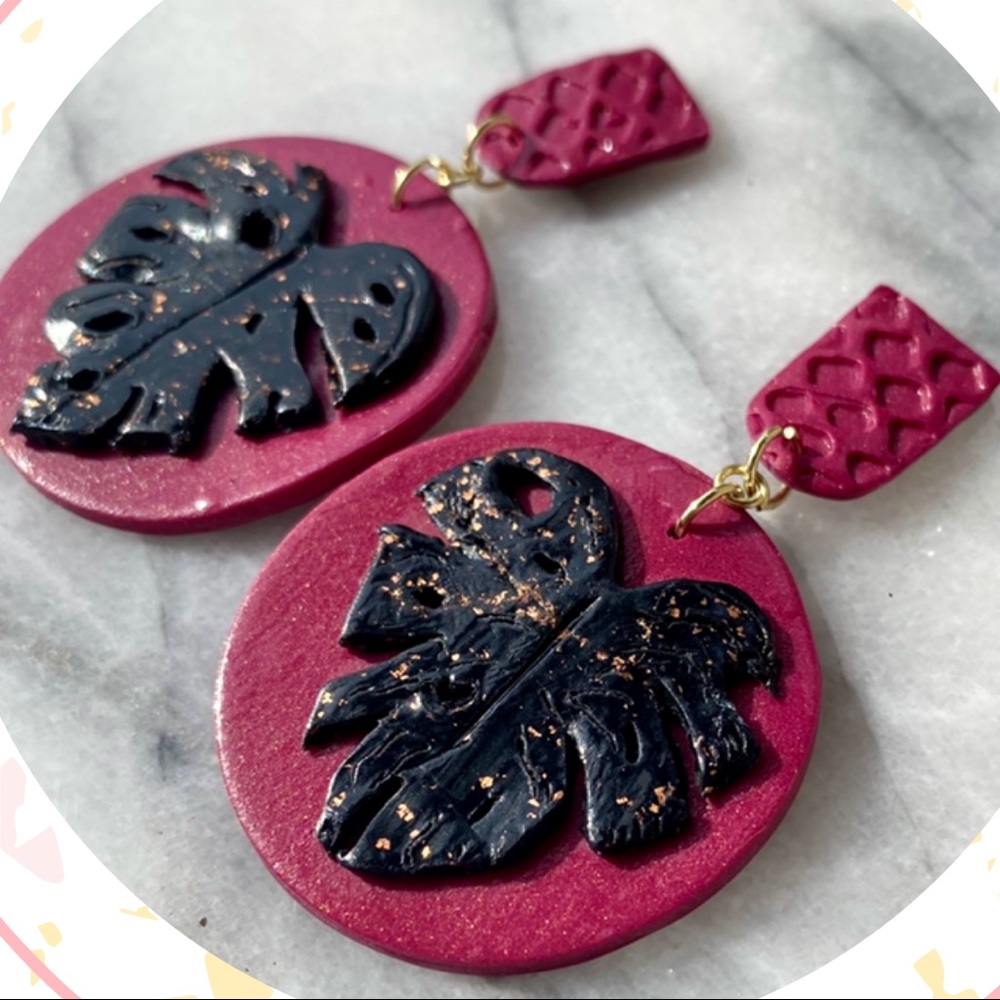 Handmade Earrings Monstera Leaf Pink/Black / Plant